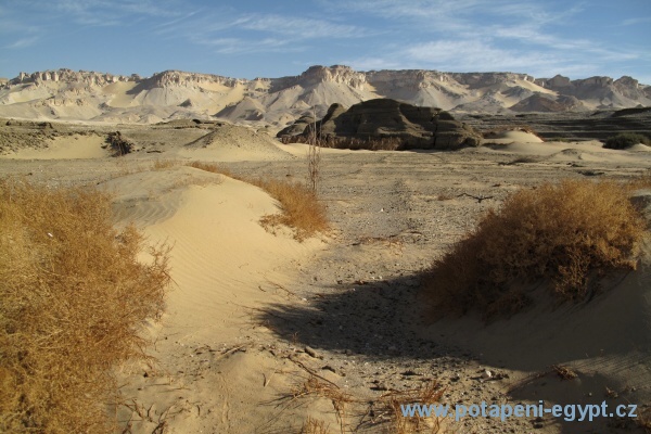 Dakhla Oasis, Bir Al Gebel