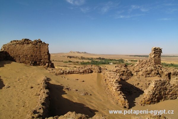 Kharga Oasis, Qasr Al Gweita