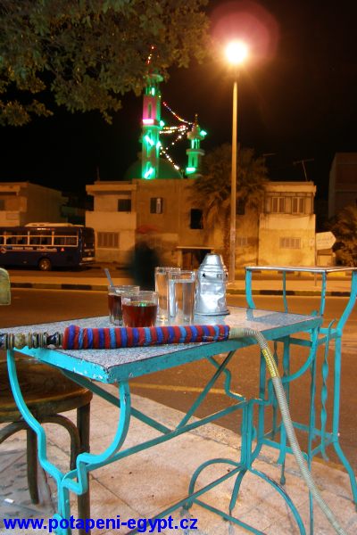 Hurghada, Ad Dahar, mešita vyzdobená během Ramadánu